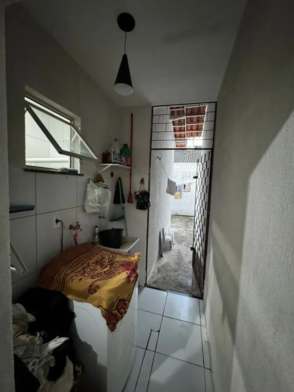 Compre sua casa e tenha uma renda extra todos os meses com 2 pontos comerciais alugados - Foto 3