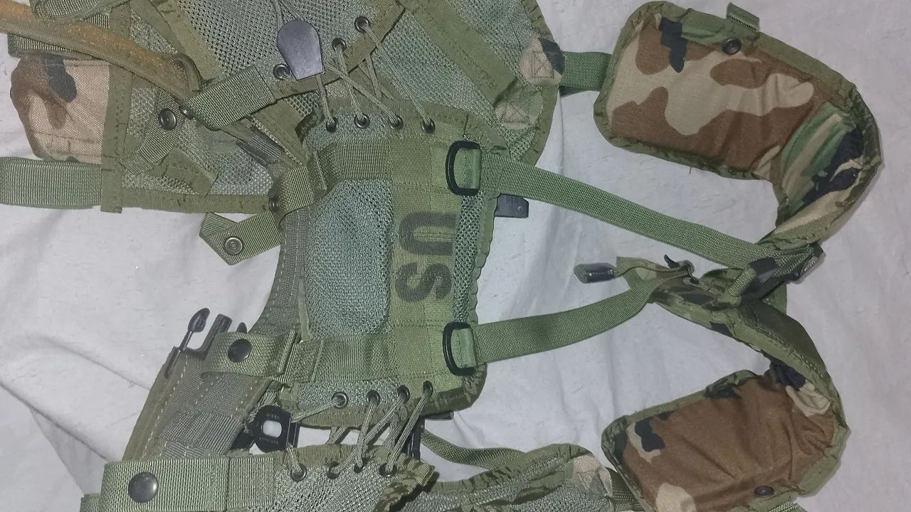 Suspensório militar americano woodland 