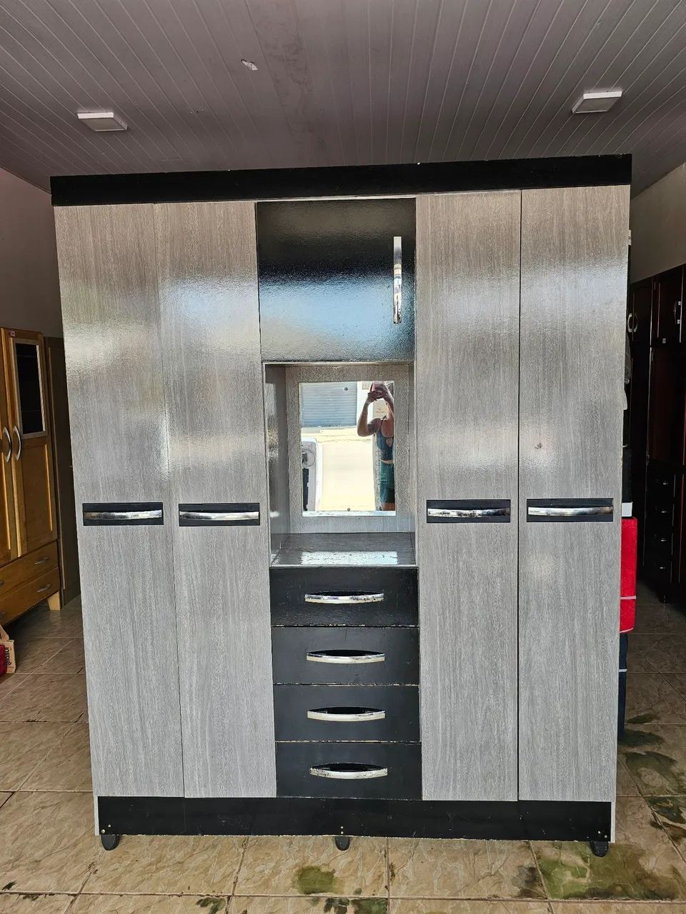 Guarda roupa usado 