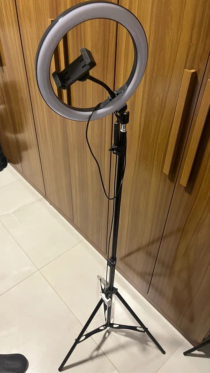 Ring Light Iluminador 8 Polegadas Com Tripé De 2.10 Metro MARISA - Foto 2