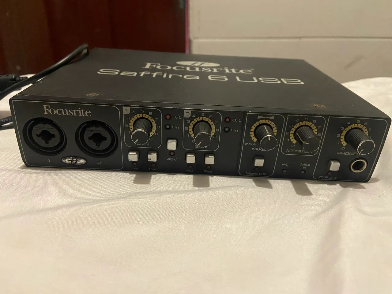 Interface de Áudio Focusrite Saffire 6 USB - Excelente Qualidade - Foto 3