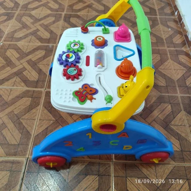 Mesa carrinho atividade bebe