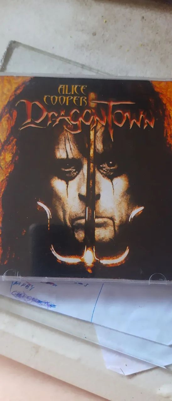 Cd Alice cooper dragontown