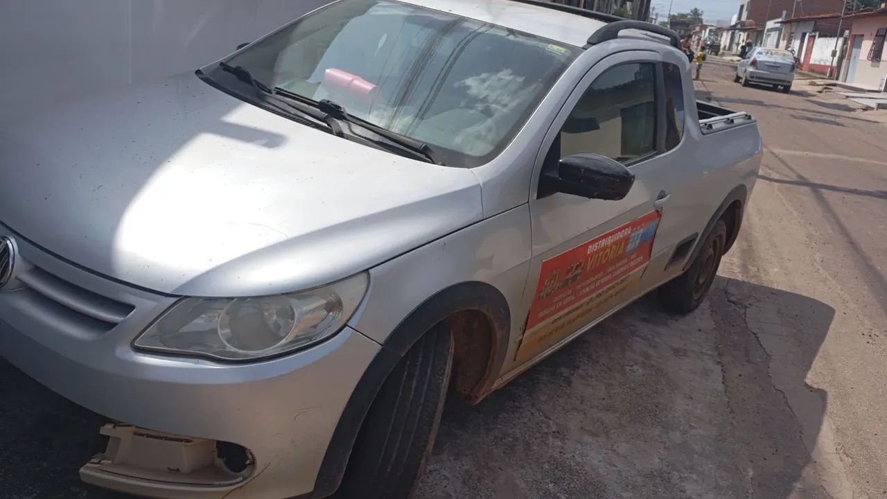 Volkswagen Saveiro Saveiro 1.6 Mi Total Flex 8V CE 2013