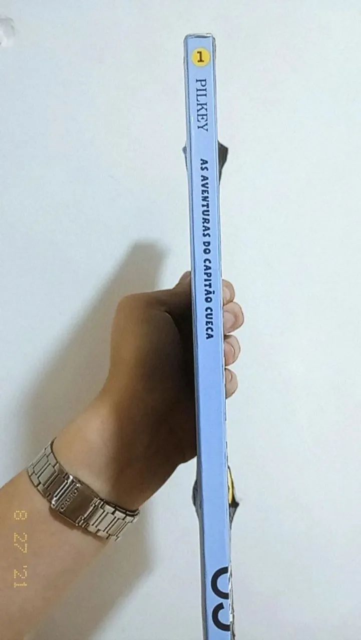 LIVRO Usado As Aventuras do Capitão Cueca 1 - Foto 3