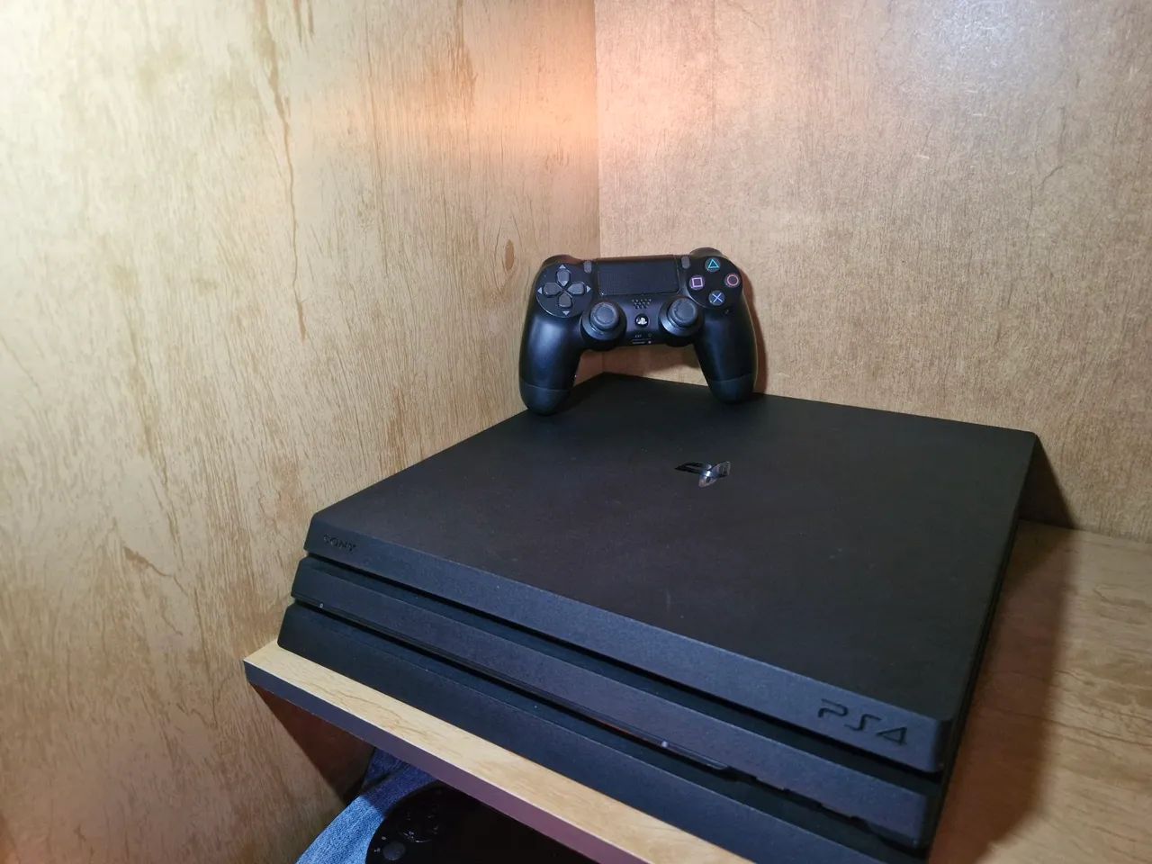 Playstation 4 pro 4k 1 tb
