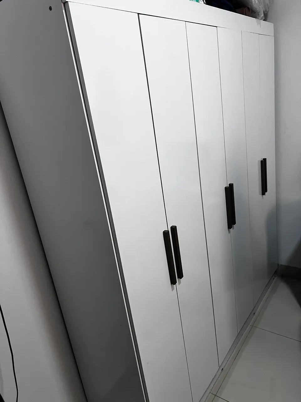 Vendes Guarda Roupa de 6 Portas 