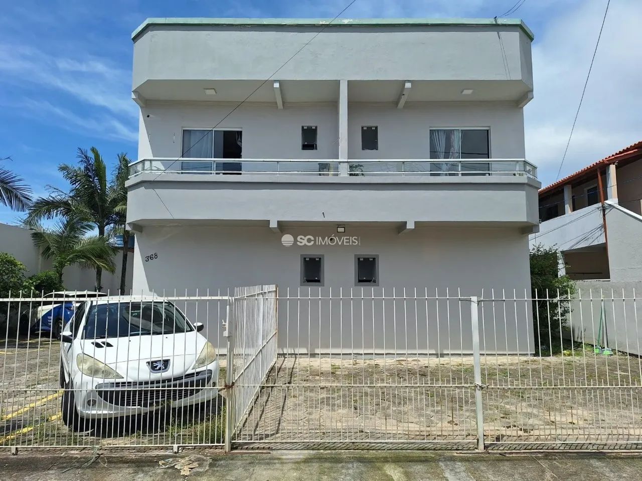 Apartamento térreo com 2 dormitórios