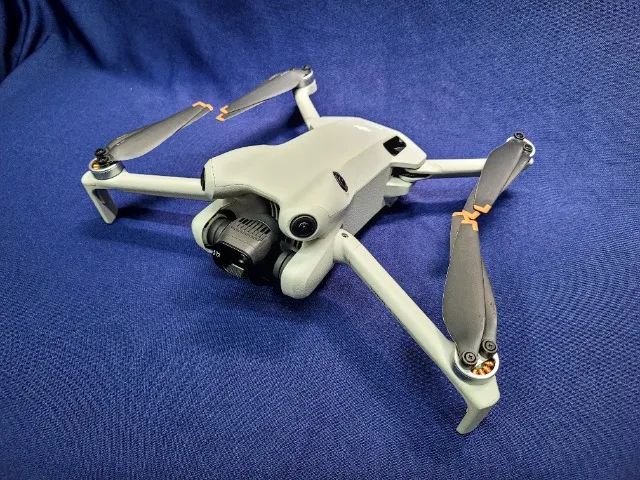 Drone Dji Mini 4 Pro Fly More Combo Plus RC2
