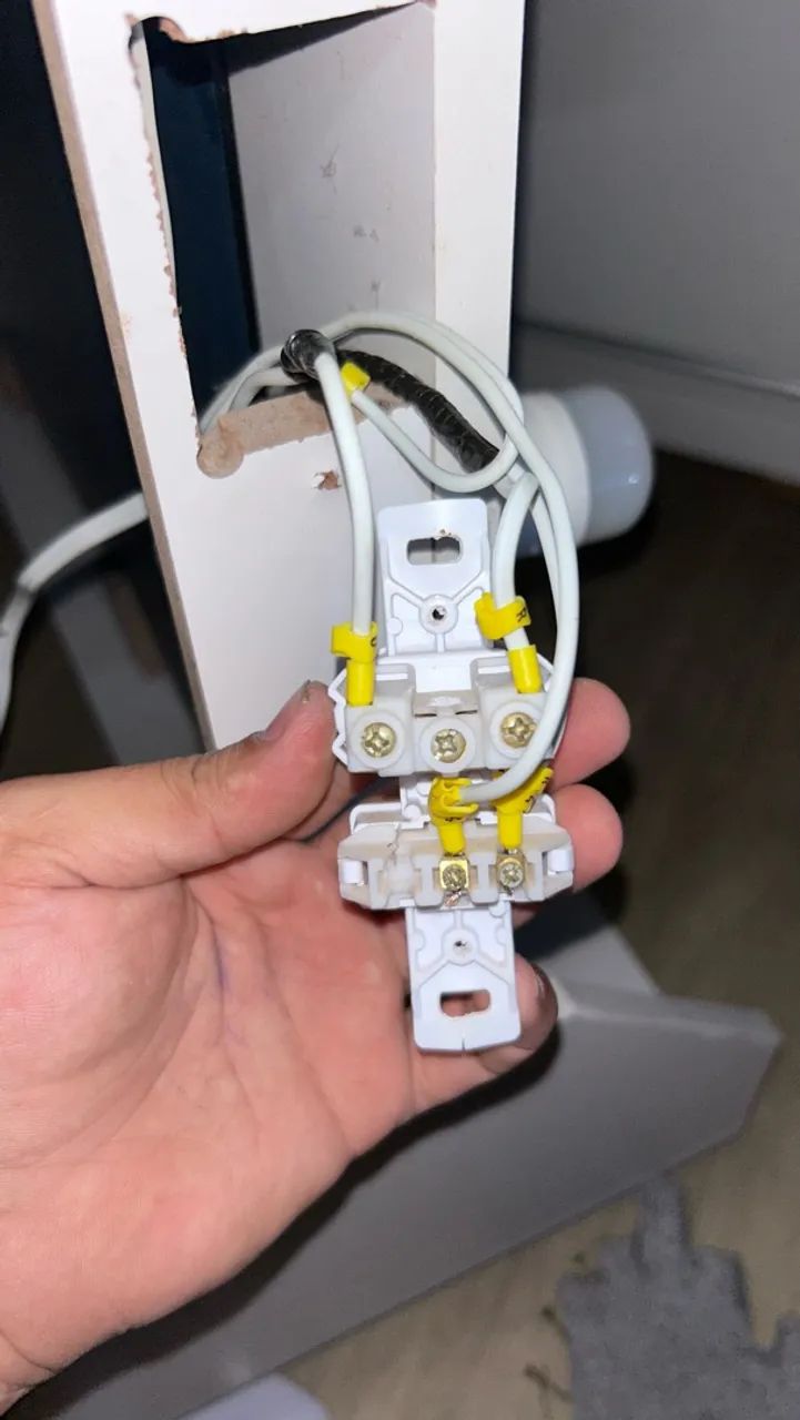 Serviços elétricos 