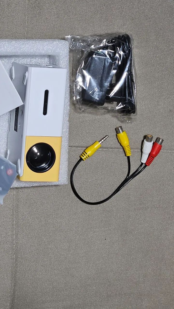 Vendo Projetor Portátil (NUNCA USADO) - Foto 3