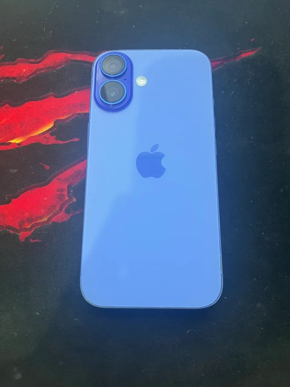 iPhone 16 azul