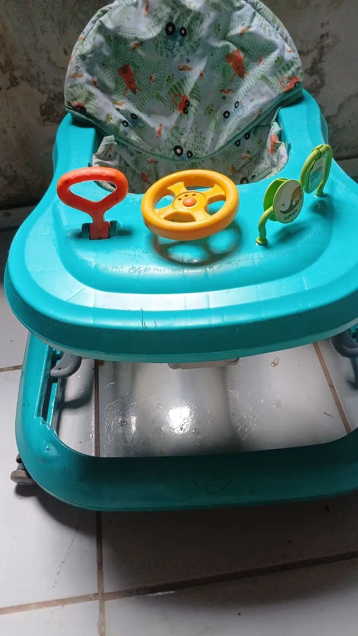 Andajar usado em boas condições 