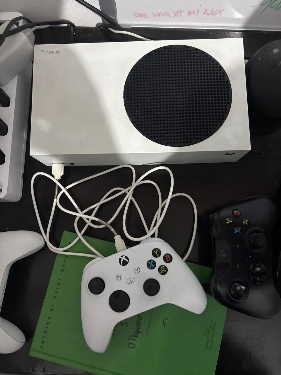 Xbox Series S - 2 controles - Foto 3