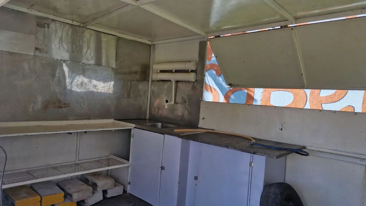 Trailer Food Truck 4x2m - 4 eixos  - Foto 3