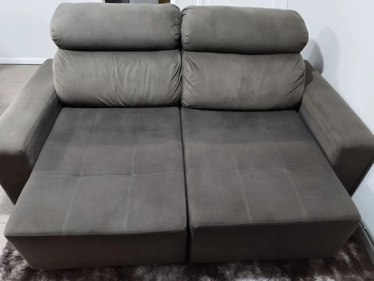 Sofá retrátil 2 lugares