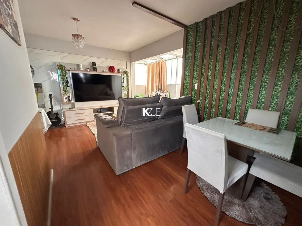 Cobertura de 1 dormitório com terraço, ampla, ensolarada e muito bem localizada! - Foto 2