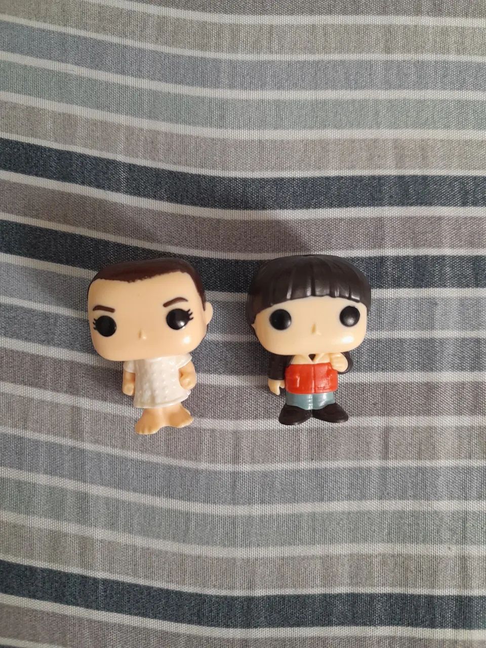 Kinder joy stranger things Onze e Will