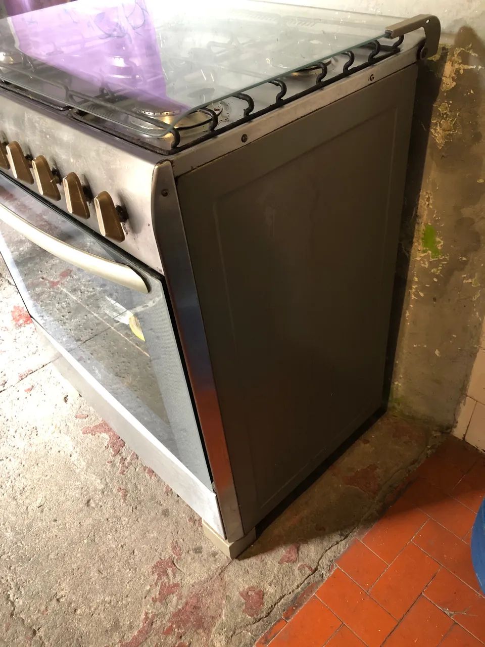 Vendo este fogão 5 bocas qualquer coisa só chamar no WhatsApp * - Foto 4