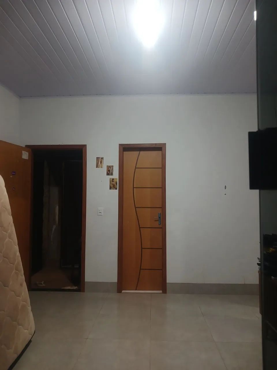 Alugo casa