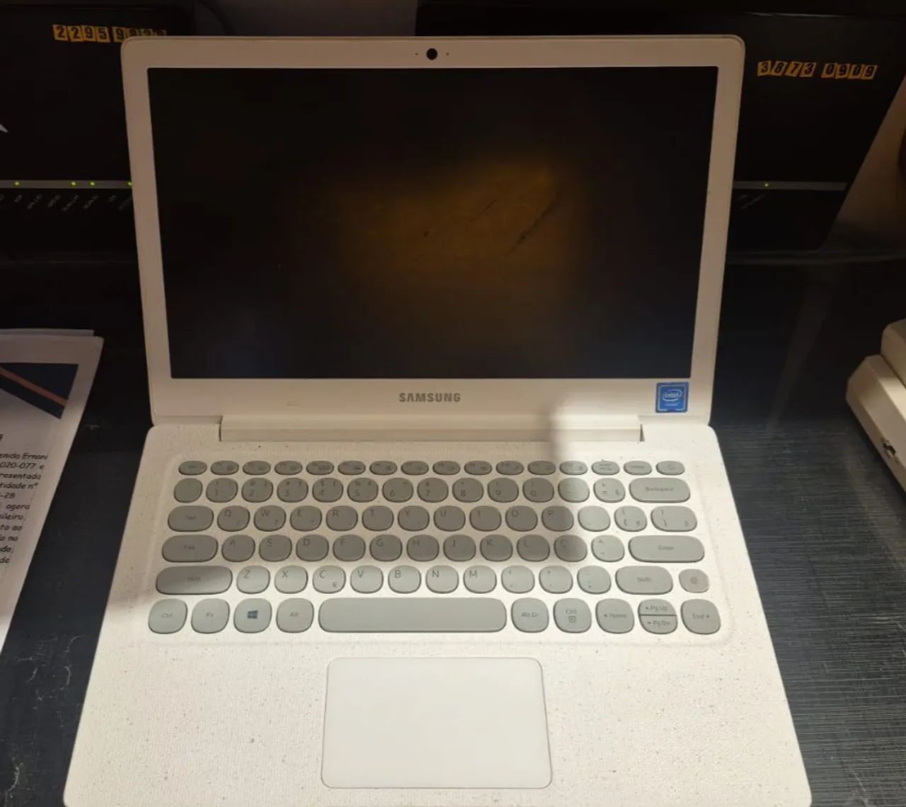 Notebook Samsung Flash F30