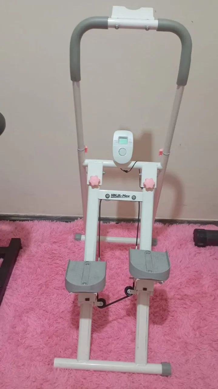 Vendo um simulador de escada. - Foto 3