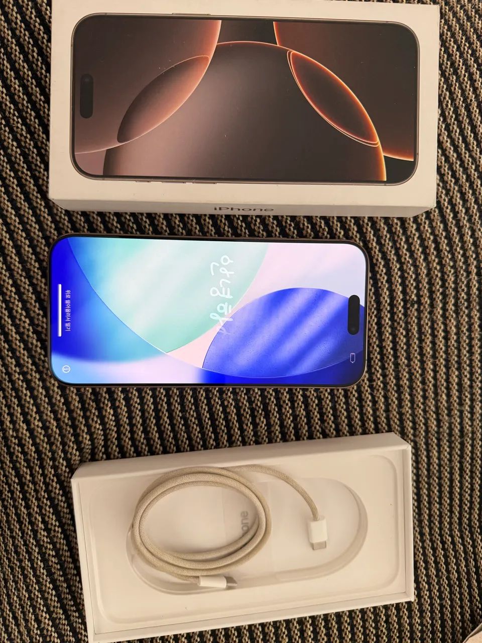 iPhone 16 pro max 512G Titanium Desert - Foto 5