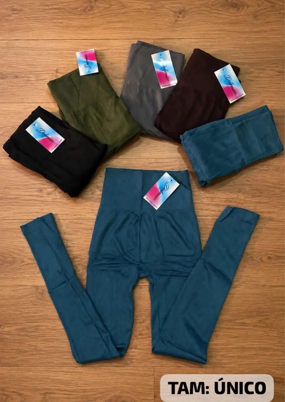 Calça legging canelada 