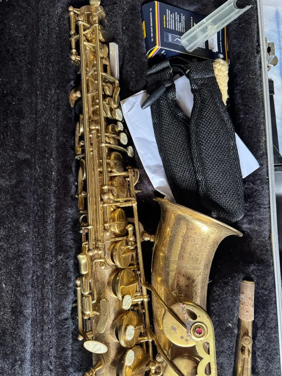 Sax shelter