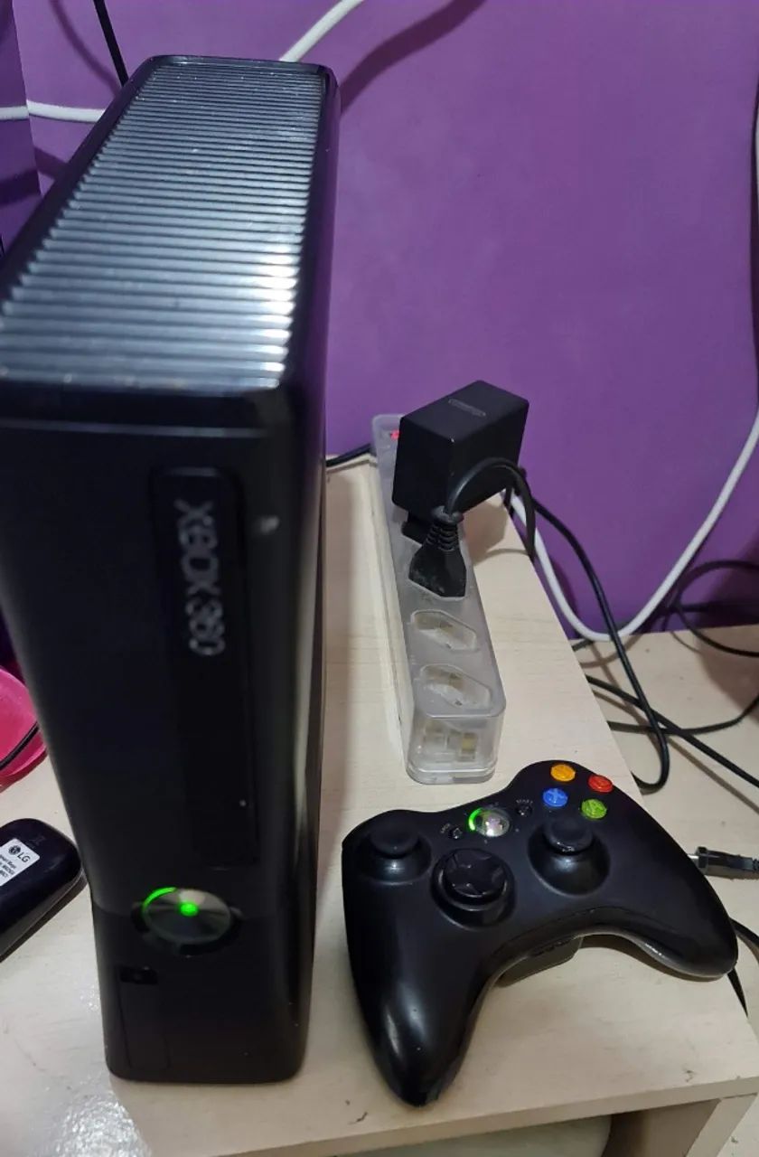 Xbox 360 Slim