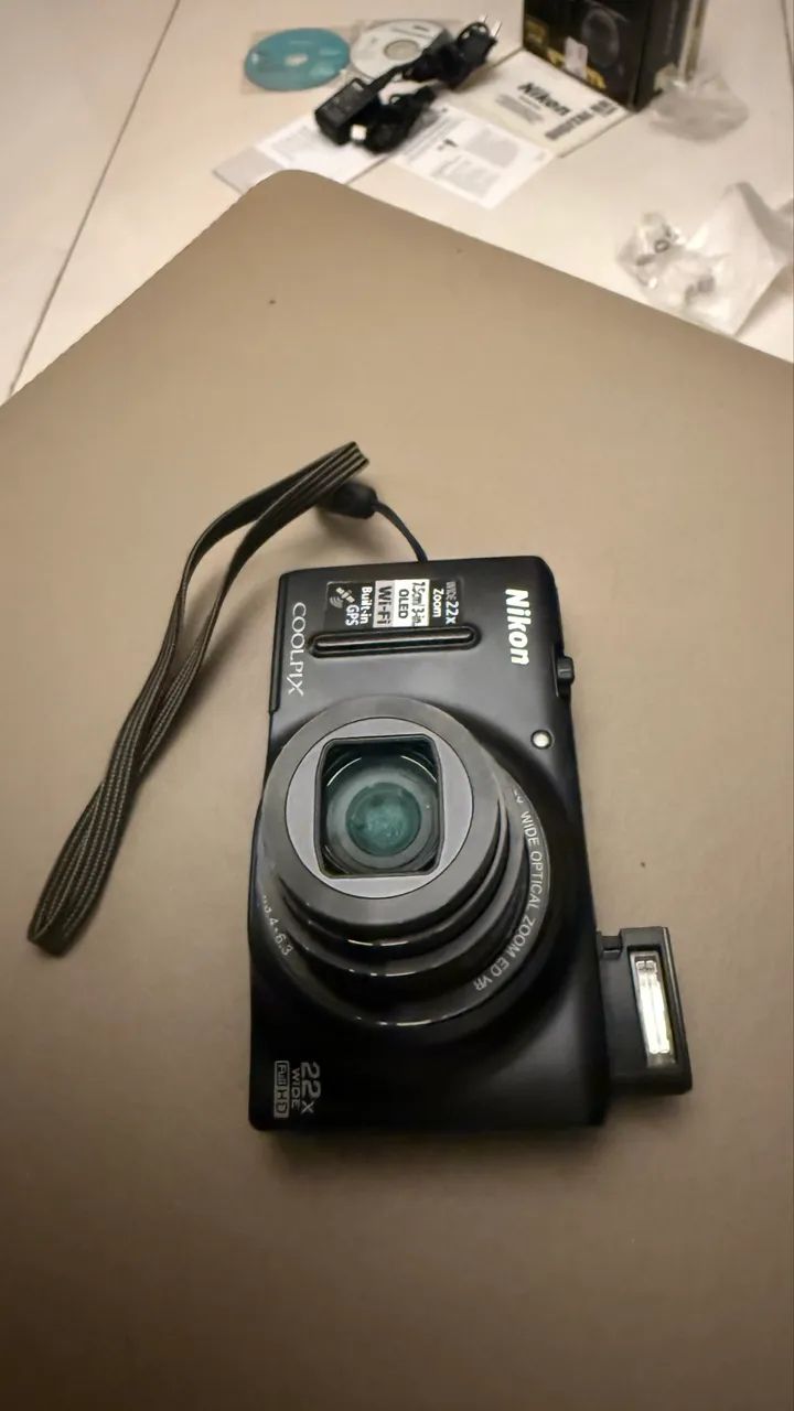 Câmera Nikon Coolpix S9500 22x com GPS Vintage - Câmeras e
