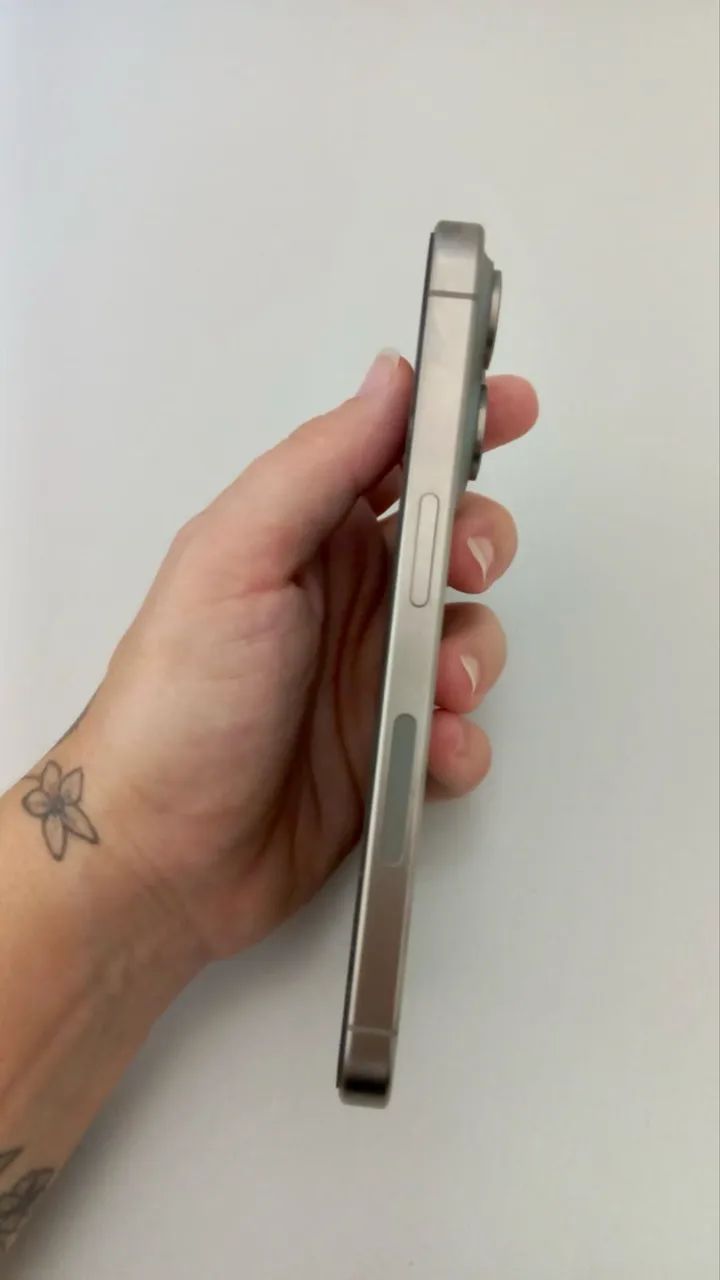 iPhone 15 pro 128gb - Foto 5