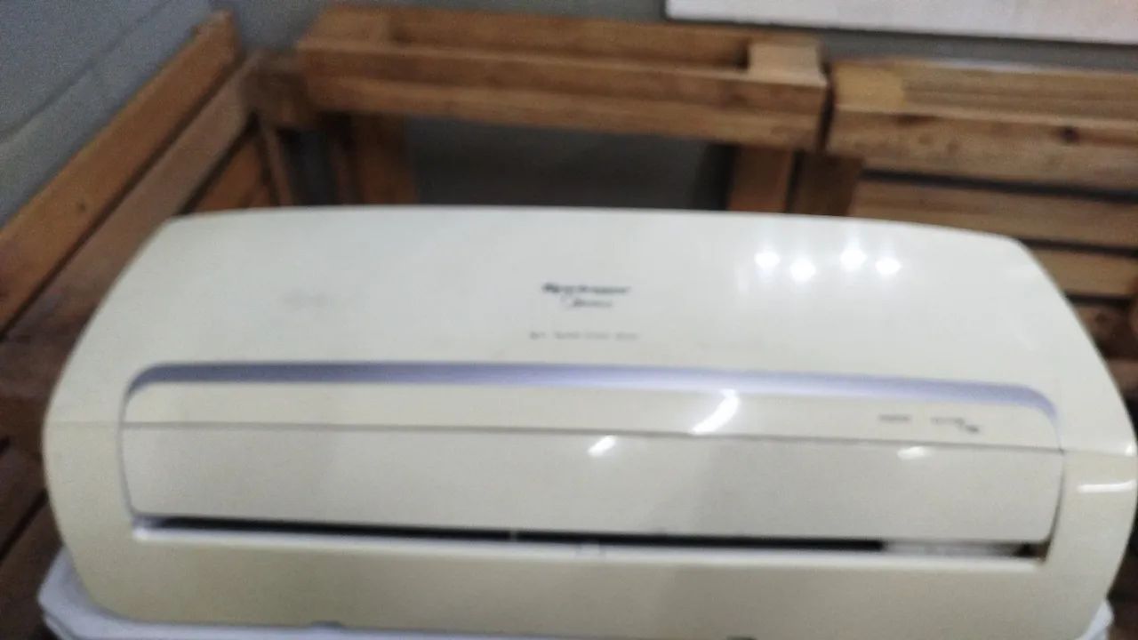 Ar condicionado multi-split 27.000 Btu's Midea com evaporadora de 9000 Btu's. - Foto 2