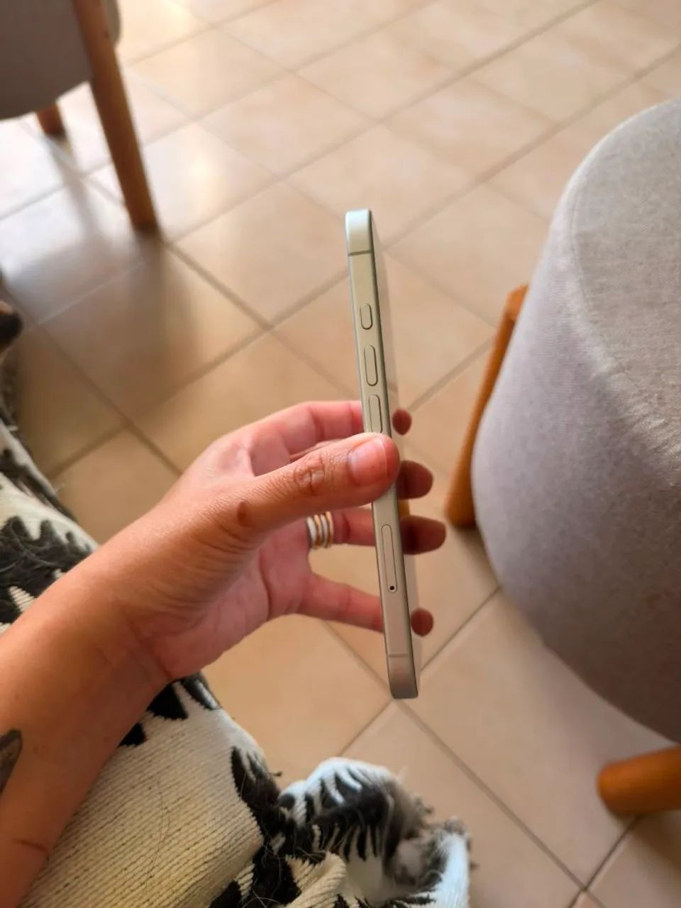 iPhone 16 128GB Impecável + 10 Capinhas - Foto 5