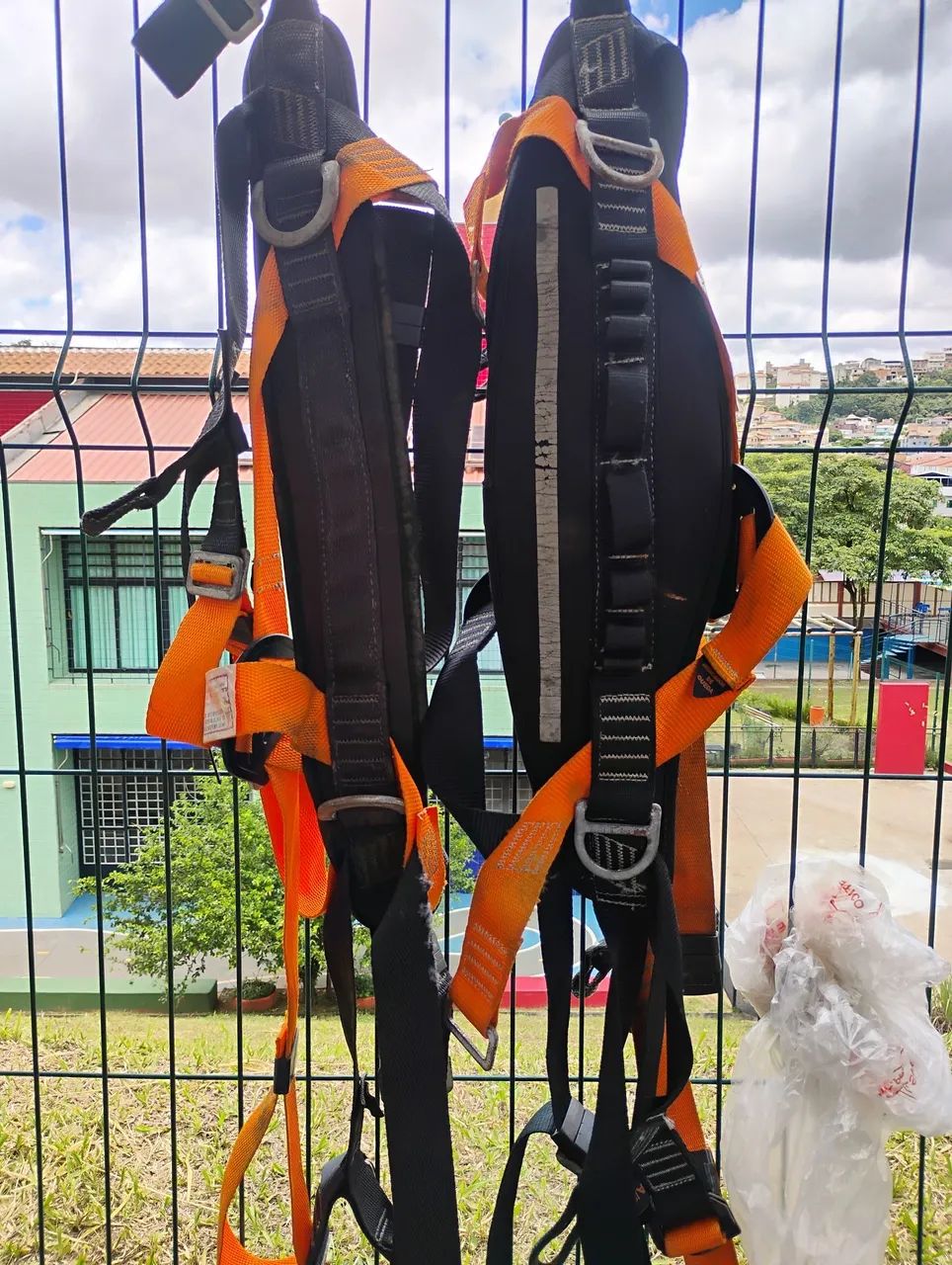 2 cintos de segurança paraquedas 