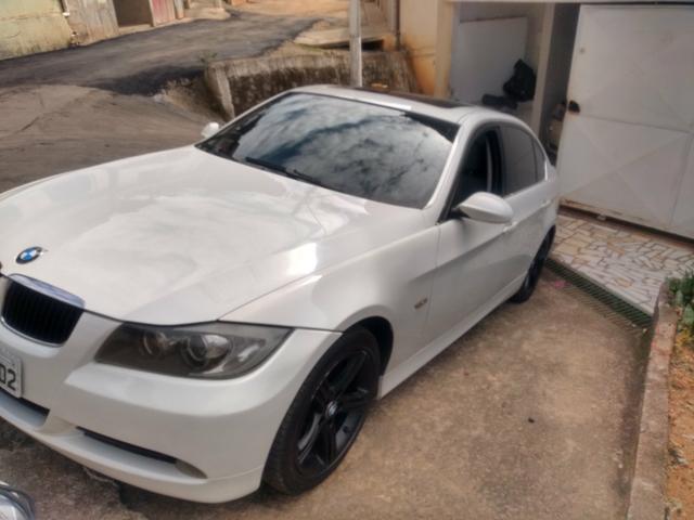 BMW 325i vendo troco financio