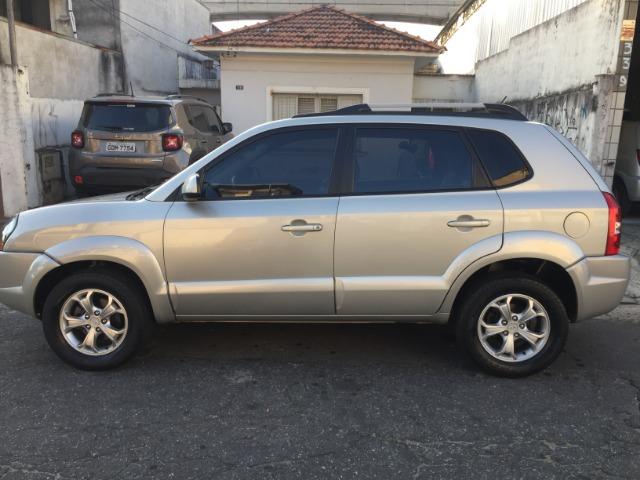 Hyundai Tucson 2.0 Gls 4x2 Aut. 5p - Foto 2