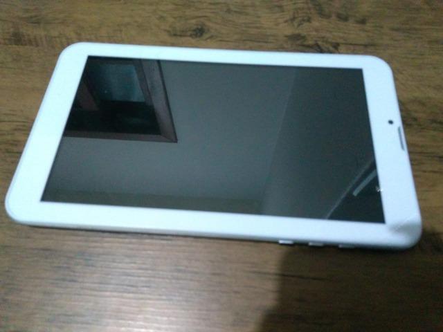 Tablet Multilaser Modelo M9 tamanho 24x14