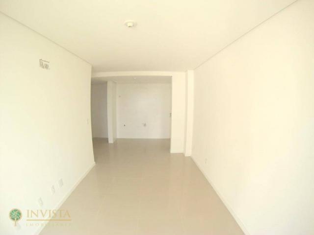 Apartamento com vista mar, sacada com churrasqueira 2 vagas. - Foto 2
