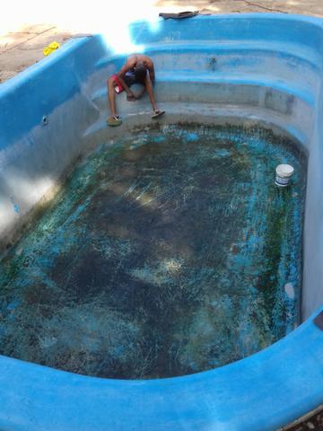 Fazemos recupercao de piscina de fibra de vidro e so chama no zap * - Foto 2