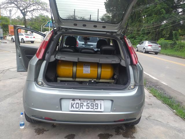Fiat Punto Essence 1.6 - 2012/2012 - Foto 9