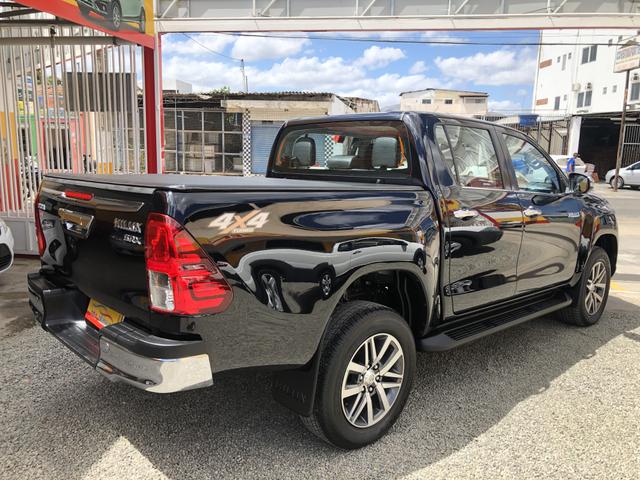 Toyota Hilux SRX 2.8 Diesel 2017 - Foto 5