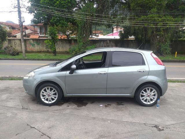 Fiat Punto Essence 1.6 - 2012/2012