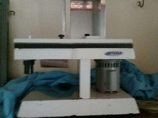 Maquina de cortar frios metvisa