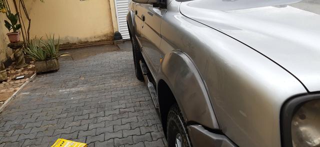 Vendo L200 Outdoor GLS 4X4 - Foto 11