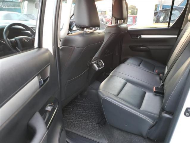 Toyota Hilux 2.8 Srv 4x4 cd 16v - Foto 8