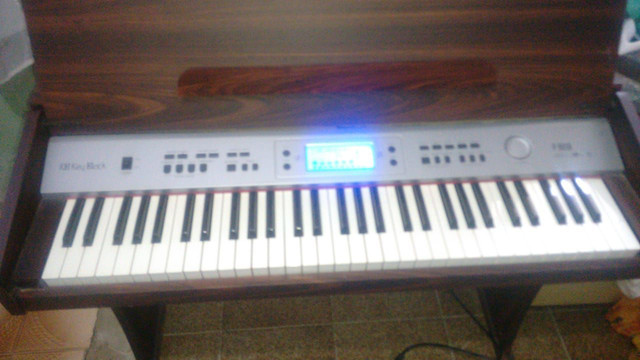 Piano Eletrônico - Foto 2