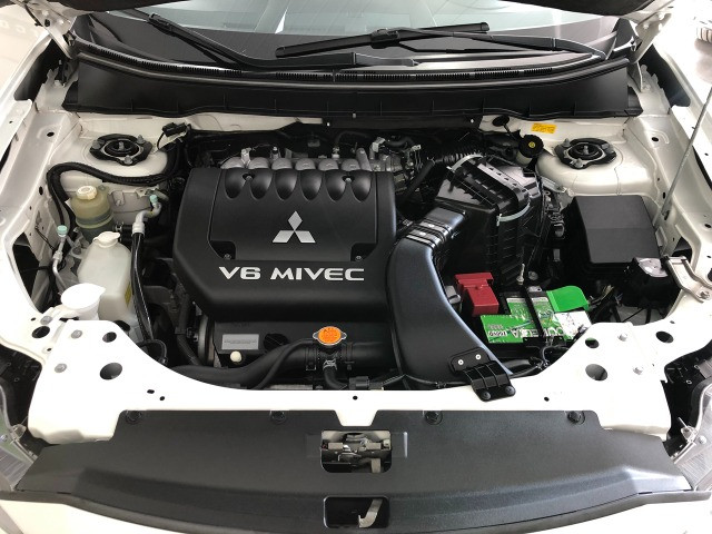 Mitsubishi Oulander Gt4 3.0 V6 240cv. Poucas unidades no Brasil - Foto 19