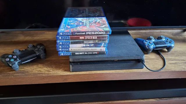 PlayStation 4 -PS4- 1tb, dois controles, alguns jogos.