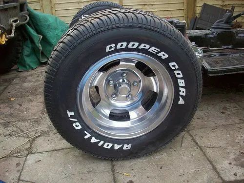Pneus Cooper Cobra Goodyear